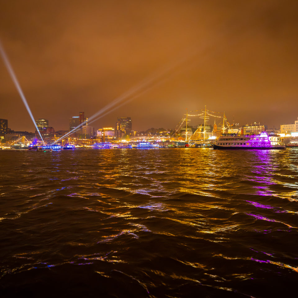 Mai 2023 -Hafengeburtstag HH – Lichterfahrt