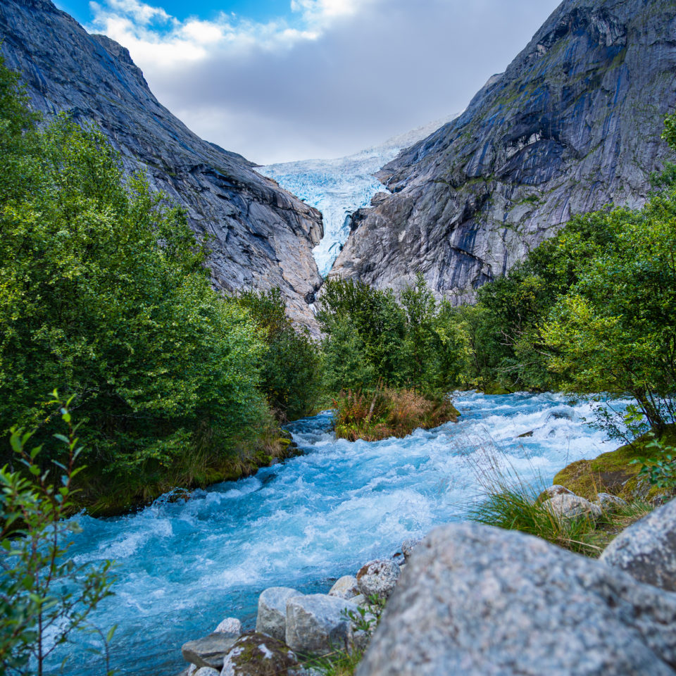 August 2023 – AIDAmar – Briksdal Gletscher